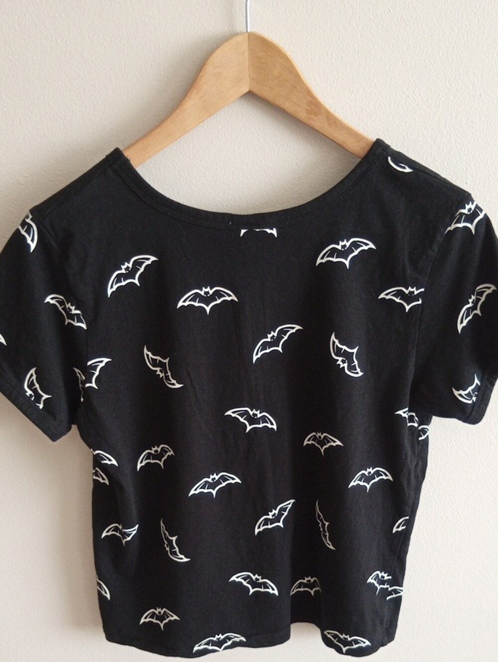 La Luna 100% Cotton Glow In The Dark Bat Tshirt Size Medium - Picture 2 of 4